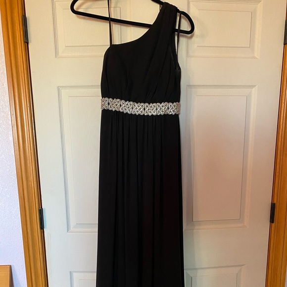 Prom dress - Picture 3 of 4